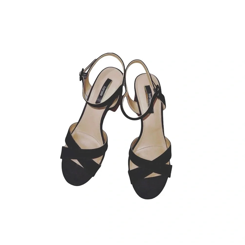 Kensie Exalia Black Block Heels Faux Suede Strappy 3.5” Wooden Heel 8.5 Women’s